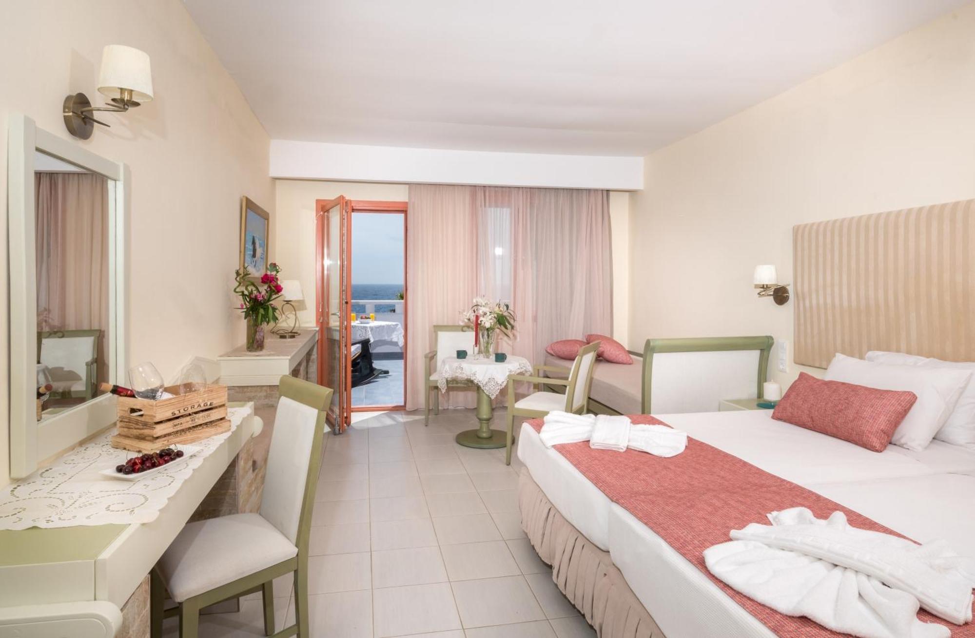 Kalypso Cretan Village & Resort 4*