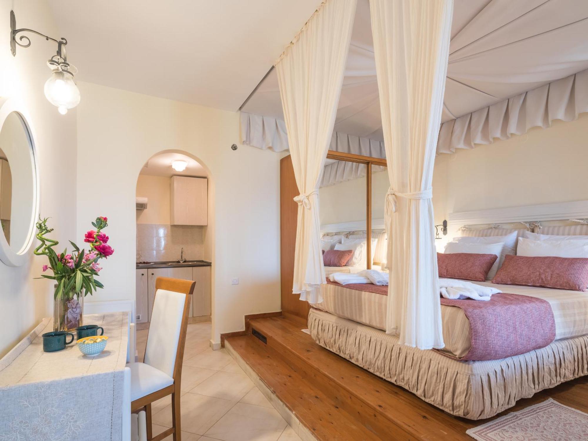 Kalypso Cretan Village & Plakias