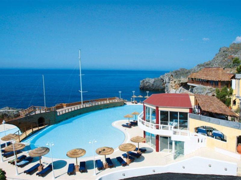 Kalypso Cretan Village & 4* Plakias